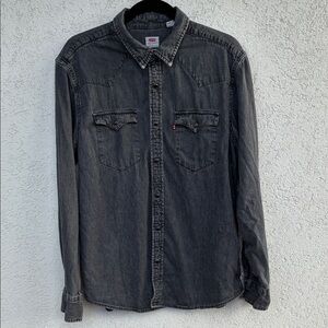 Levi's Men's Charcoal Button Down Shirt